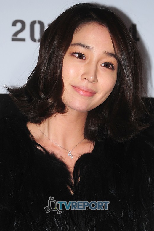 Lee Min Jung - Gallery Colection
